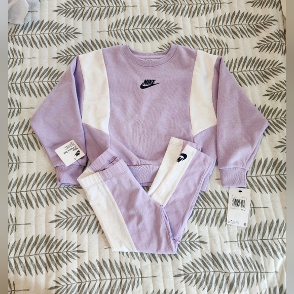 Nike Other - NIKE Girls Little Kids' Sweatshirt And Leggings Set Lilac Purple